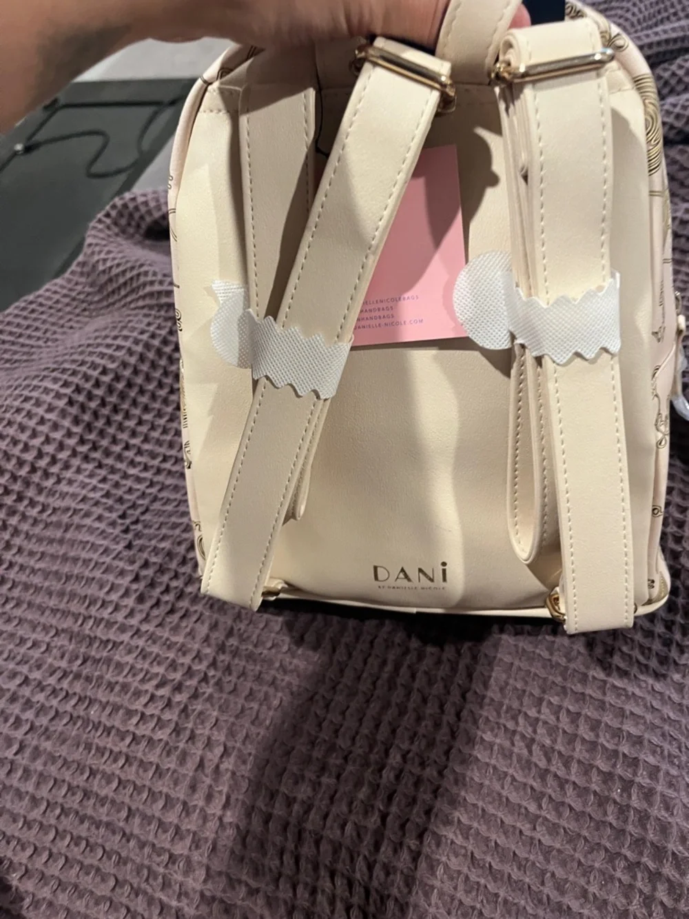 Dani by Danielle Nicole Cream 'Amore' Lady & Tramp Mini Backpack Disney